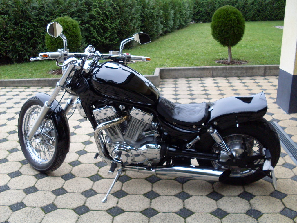 Suzuki VS1400 Intruder