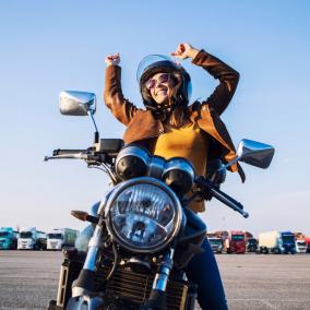 10 inspirierende Frauen im Motorradbusiness